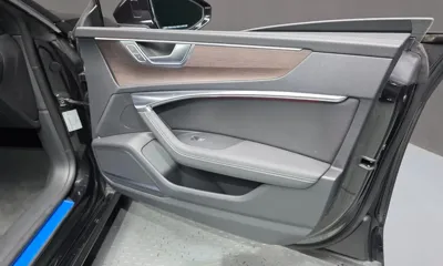 Audi A7 2023, 14592 км, за 37053.88 USD - фото 24