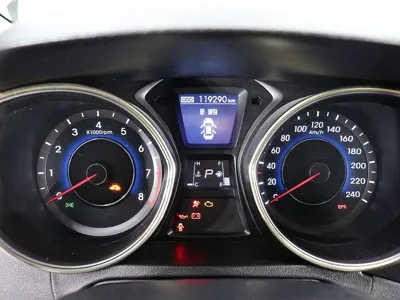 Hyundai Avante 2011, 119284 км, за 2537.08 USD - фото 8