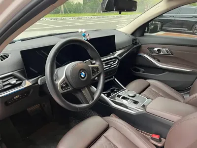 BMW 3 Series 2023, 48000 км, за 25014.23 USD