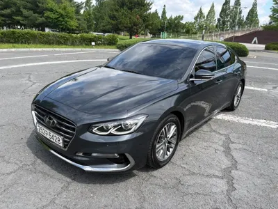 Hyundai Grandeur 2019, 129809 км, за 8861.76 USD
