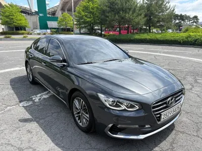 Hyundai Grandeur 2019, 129809 км, за 8790.78 USD - фото 6