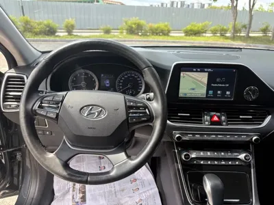 Hyundai Grandeur 2019, 129809 км, за 8790.78 USD - фото 13