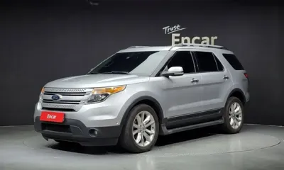 Ford Explorer · 2013 год