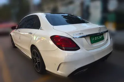 Mercedes-Benz C-Class 2021, 66100 км, за 23570 USD