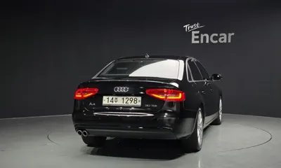 Audi A4 2015, 132493 км, за 4032.26 USD