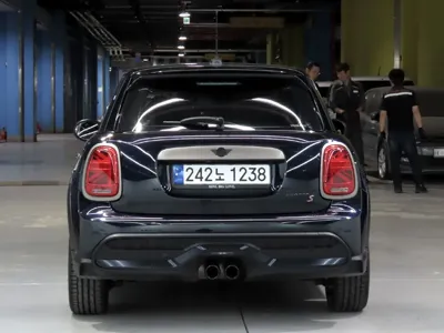 MINI Cooper 2023, 20459 км, за 18136.9 USD