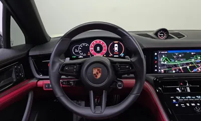 Porsche Panamera 2025, 15149 км, за 119222.48 USD - фото 12