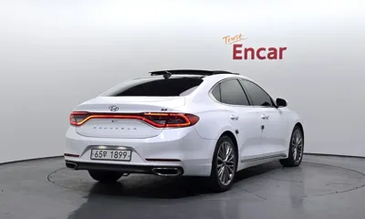 Hyundai Grandeur 2019, 83079 км, за 12685.83 USD