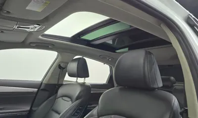 Hyundai Grandeur 2019, 83079 км, за 12685.83 USD - фото 19