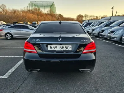 Hyundai Equus 2013, 268530 км, за 3832.18 USD