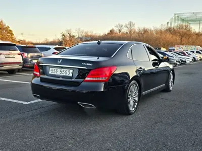 Hyundai Equus 2013, 268530 км, за 3832.18 USD