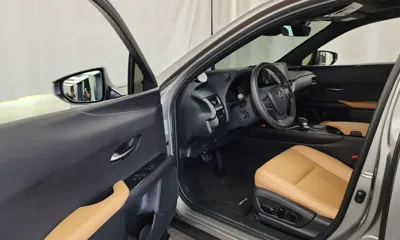 Lexus UX 2025, 12824 км, за 29107.24 USD - фото 10