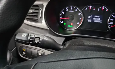 Kia Carens 2014, 128761 км, за 4104.24 USD - фото 29