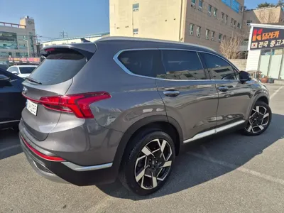 Hyundai Santafe 2021, 88085 км, за 16386.95 USD