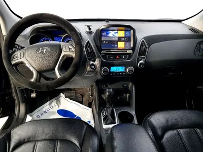 Hyundai Tucson 2014, 157000 км, за 2231.85 USD