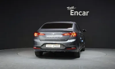 Hyundai Avante 2019, 51377 км, за 8336.62 USD