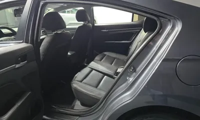 Hyundai Avante 2019, 51377 км, за 8336.62 USD - фото 11