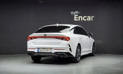 Kia K5 2021, 103981 км, за 10174.61 USD