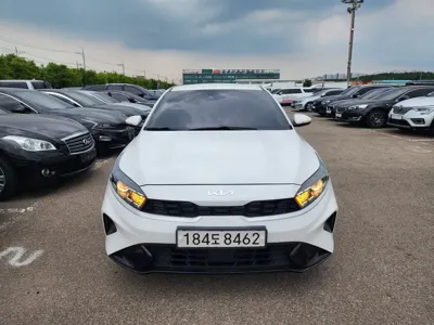 Kia K3 · 2022 год