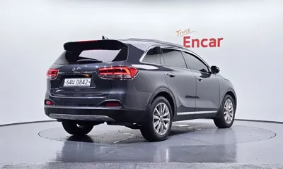 Kia Sorento 2016, 177837 км, за 7741.35 USD