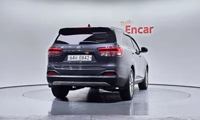 Kia Sorento 2016, 177837 км, за 7741.35 USD