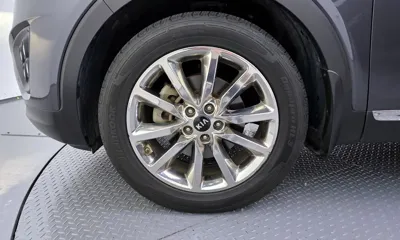 Kia Sorento 2016, 177837 км, за 7741.35 USD