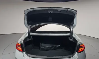 Hyundai Grandeur 2019, 37795 км, за 11063.35 USD - фото 20