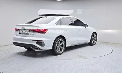 Audi A3 2023, 34406 км, за 19632.05 USD