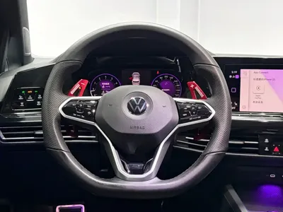 Volkswagen Golf 2022, 21000 км, за 21979.63 USD - фото 7