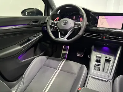 Volkswagen Golf 2022, 21000 км, за 21979.63 USD - фото 8