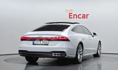 Audi A7 2023, 52078 км, за 37678.5 USD
