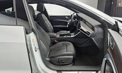 Audi A7 2023, 52078 км, за 37416.31 USD - фото 10
