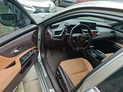Lexus ES 2019, 110200 км, за 25073.09 USD - фото 14