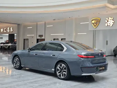 BMW i7 2023, 49000 км, за 62653.29 USD