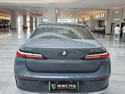 BMW i7 2023, 49000 км, за 62653.29 USD
