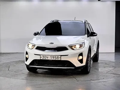 Kia Stonic 2018, 89755 км, за 7483.26 USD