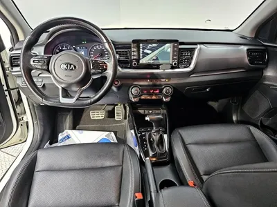 Kia Stonic 2018, 89755 км, за 7483.26 USD