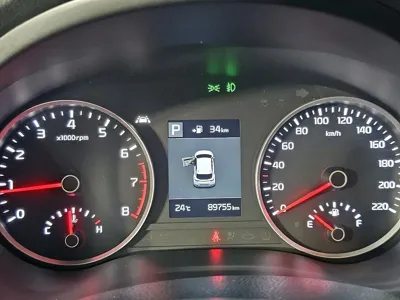 Kia Stonic 2018, 89755 км, за 7483.26 USD - фото 7