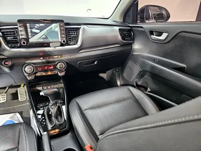 Kia Stonic 2018, 89755 км, за 7483.26 USD - фото 10