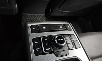 Genesis G80 2018, 141060 км, за 8582.75 USD - фото 17