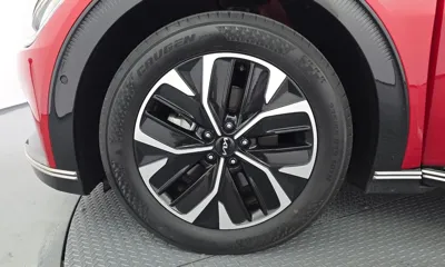 Kia EV6 2022, 46436 км, за 20179.71 USD