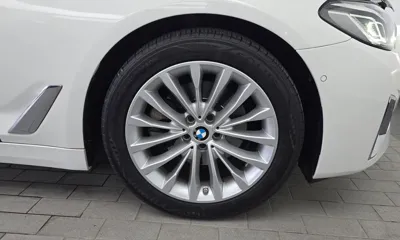 BMW 5-Series 2021, 67737 км, за 21467.62 USD - фото 21