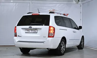 Kia Canival 2013, 177871 км, за 2299 USD
