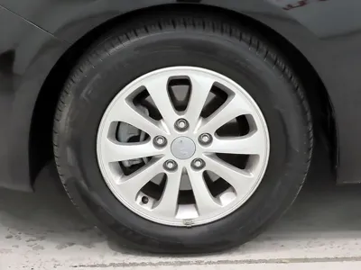 Kia K3 2014, 126211 км, за 3610.35 USD