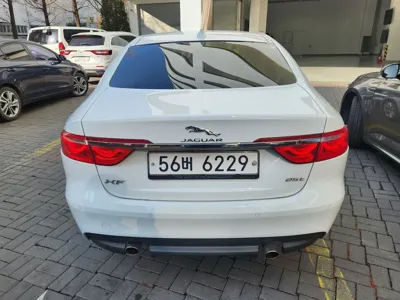 Jaguar XF 2018, 79939 км, за 9381.11 USD