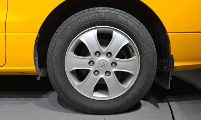 Hyundai Starex 2021, 64224 км, за 14900.65 USD