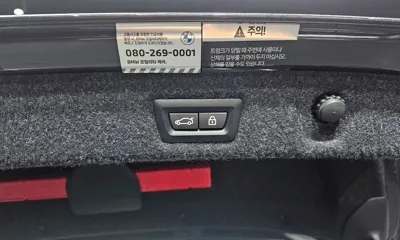 BMW 5-Series 2022, 52944 км, за 30543.87 USD - фото 20