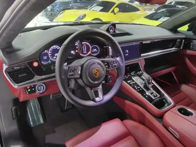 Porsche Panamera 2019, 18000 км, за 95244.31 USD