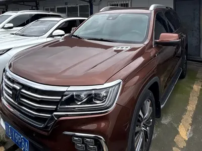 Roewe RX8 2018, 58000 км, за 6585.4 USD