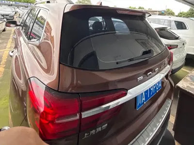 Roewe RX8 2018, 58000 км, за 6585.4 USD